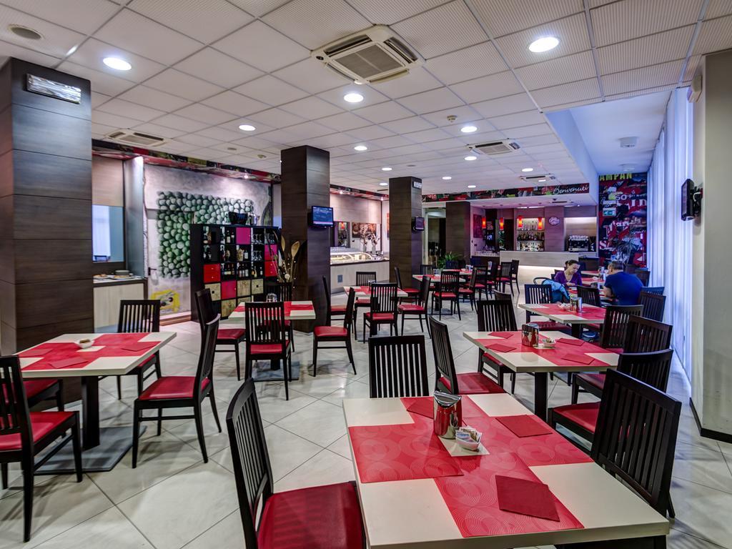 大都会酒店 罗维戈 外观 照片